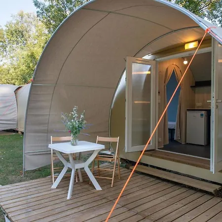 Aux Rives Du Soleil Campingplatz